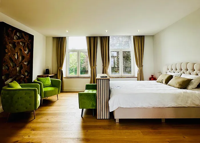 Suite De Luxe Au Chateau 105
